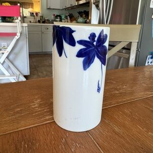 Tiffany & Co “Tiffany Vines” Gorgeous Floral Vase